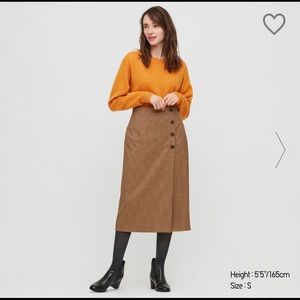 NWT Uniqlo Checked Warp Skirt Small